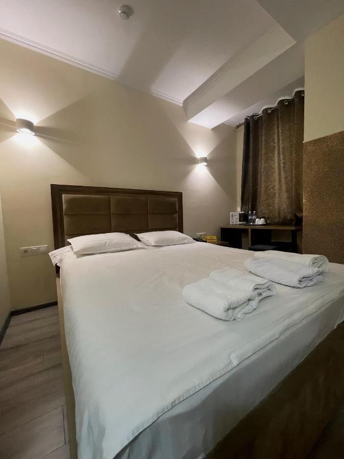 Hotel Nova Бішкек Екстер'єр фото