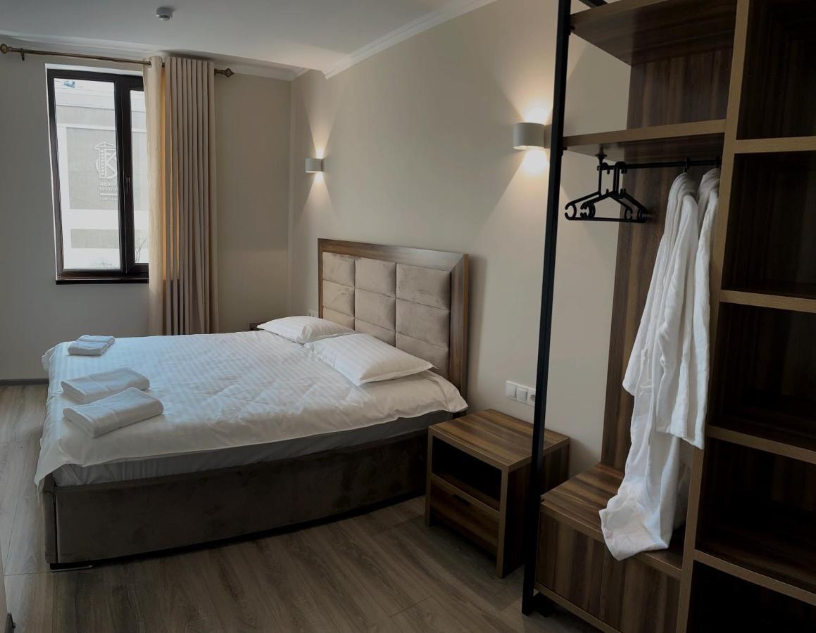 Hotel Nova Бішкек Екстер'єр фото