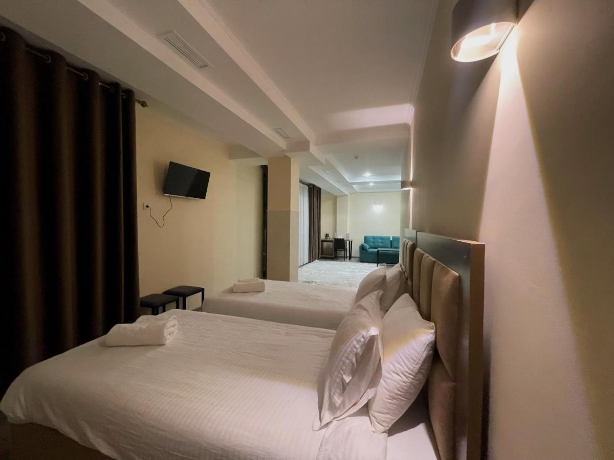 Hotel Nova Бішкек Екстер'єр фото